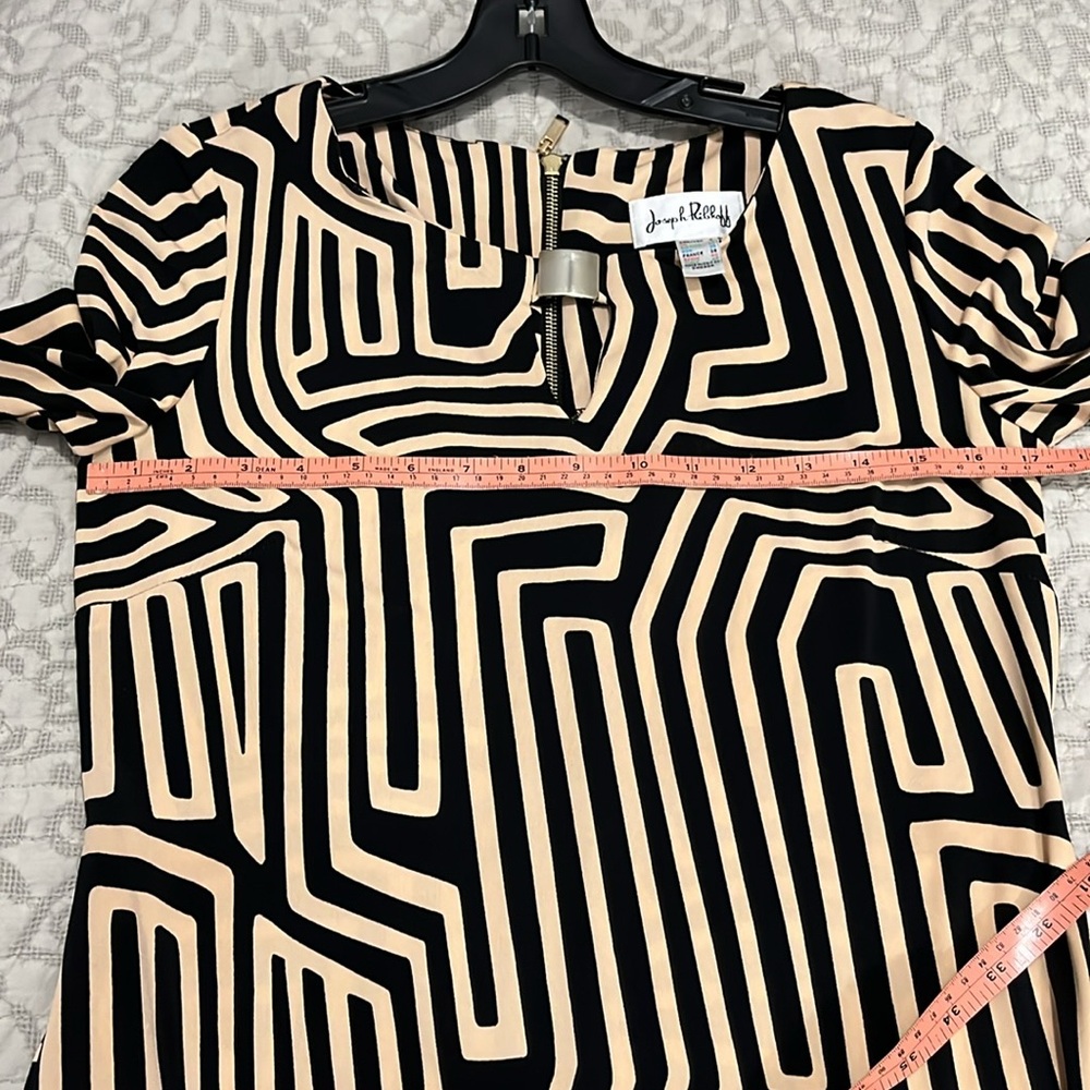 Joseph Ribkoff Dress Size 8 - Picture 13 of 14
